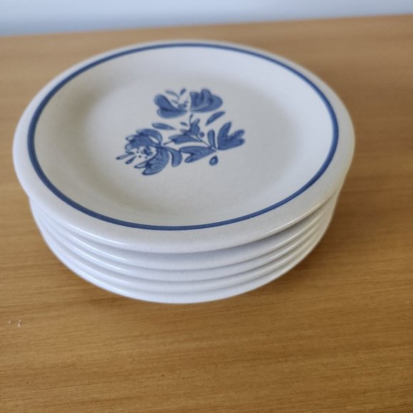 5 Vintage Pfaltzgraff Stoneware Yorktowne Salad Plates - Picture 2 of 4